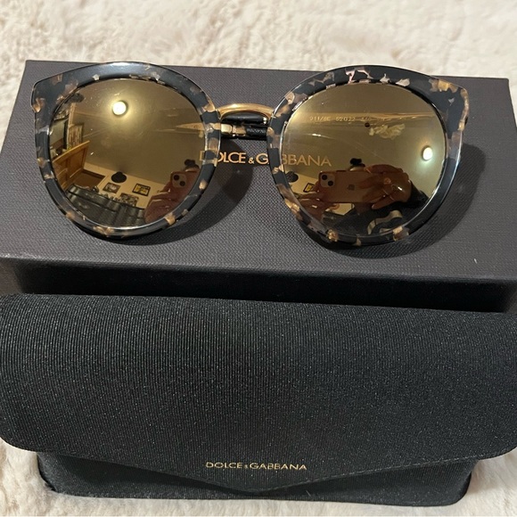 Brand new Dolce & Gabbana cat eye sunglasses - Picture 3 of 8